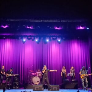 Runaway y una noche épica con los clásicos de Bon Jovi en un teatro Mendoza colmado