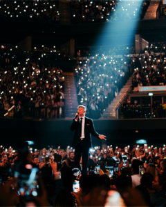 En el Arena Maipú, Emanero dará «Todo por un beso»… ¿vos?