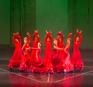 La Escuela de Danza Elina Molina Estrella presenta “FILUM” para celebrar sus 90 años