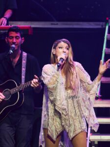 Flor Bertotti con Otra Vuelta en Mendoza